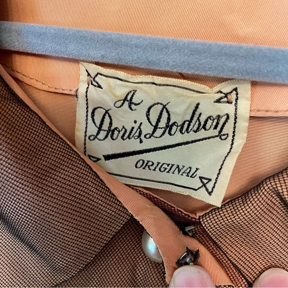 Vintage 1950s Doris Dodson button front short sleeve mesh detail dress - Picture 9 of 9